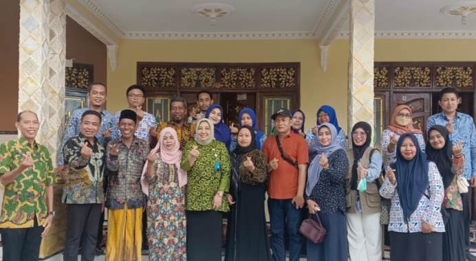 BKKBN Jatim Dampingi Keluarga Anak SD Bertunangan di Sampang yang&nbsp;Viral