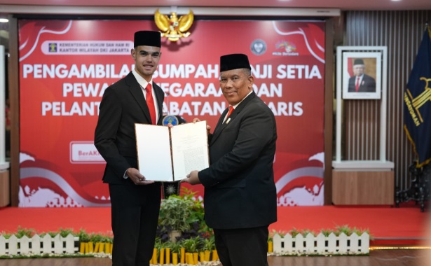 Jens Raven Resmi Menjadi Warga Negara Indonesia: Usia Baru 18 Tahun, Amunisi Baru Lini Serang&nbsp;Timnas
