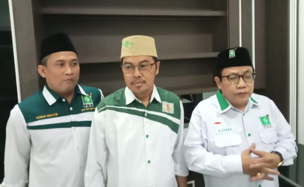 Pilkada 2024 Tak Direkom DPP, Ketua DPC PKB Sidoarjo Subandi – Mimik Idayana Daftar ke KPU Lewat Partai&nbsp;Lain