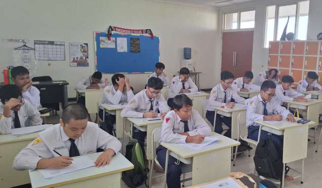 39 Siswa SMP ICP Al Falah Darussalam Tropodo Ikut Ujian Diagnostik Chek Point&nbsp;Cambrigde