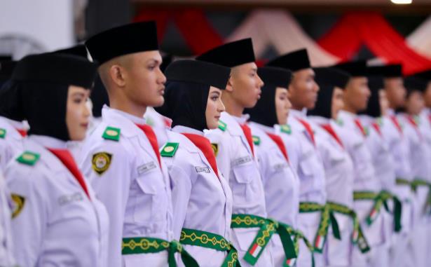 Berita Banyuwangi Bupati Ipuk Kukuhkan Anggota Paskibraka Banyuwangi&nbsp;2024