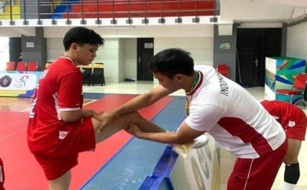 PON 2024 Aceh Sumut 43 Mahasiswa Masase Unesa Jadi Tim Terapi Fisik PON&nbsp;2024